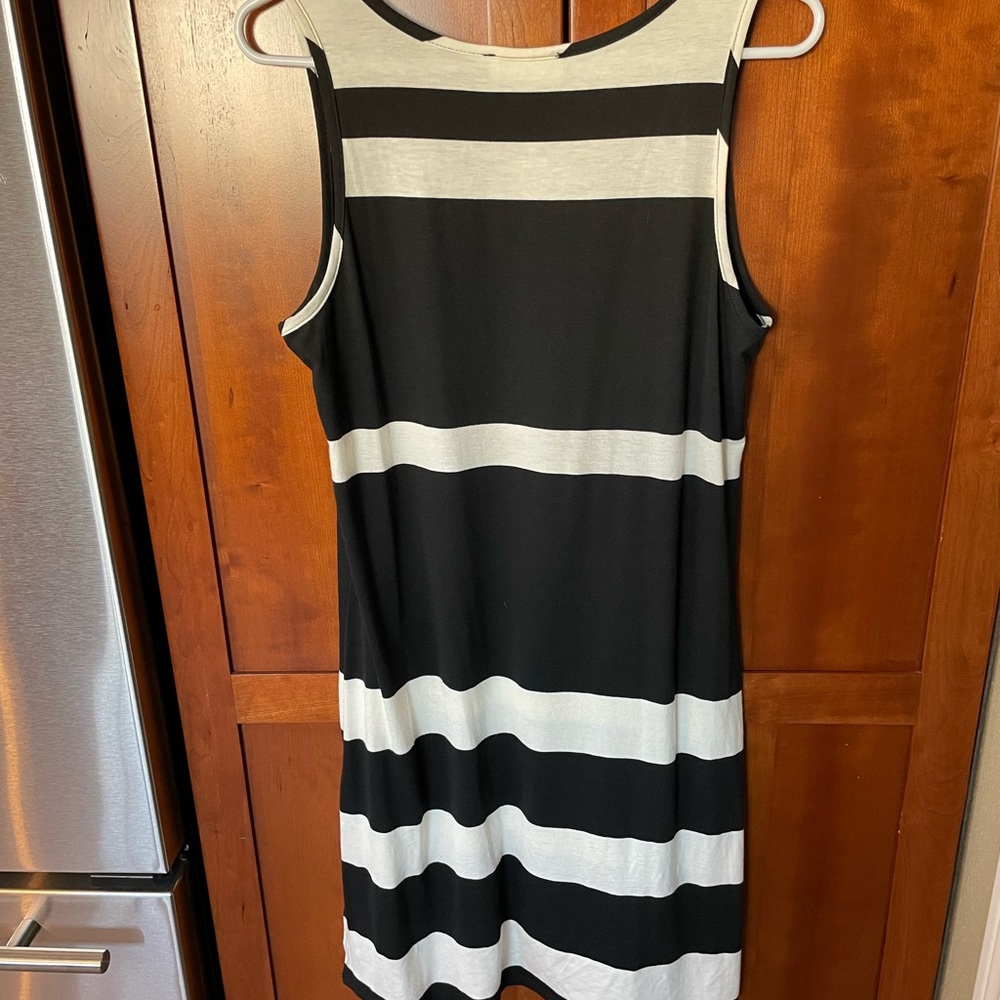 Sundress - Picture 2 of 2